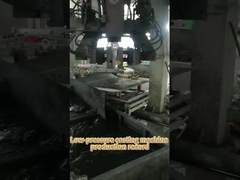 自動注湯低圧鋳造機 380V 溶解炉付き