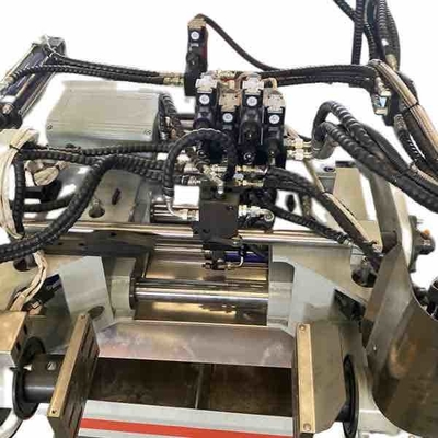 蛇口の生産のための鋳物場機械重力の金属の真鍮のダイ カスト機械