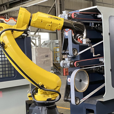 蛇口とシャワー 衛生用品 選択可能なロボットアーム付きのCNC磨き機