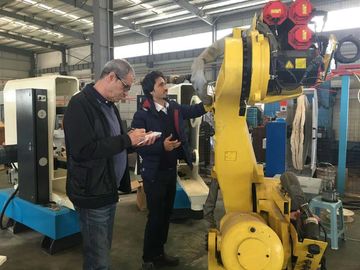 ロボット ベルトの研摩機はハードウエア産業で磨き、磨くことのために主に使用されます